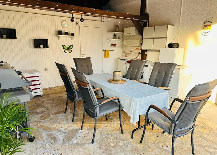 Family Near Petrcane - Quiet & Central- Unit 1 Apartmán Gornje Petrcane